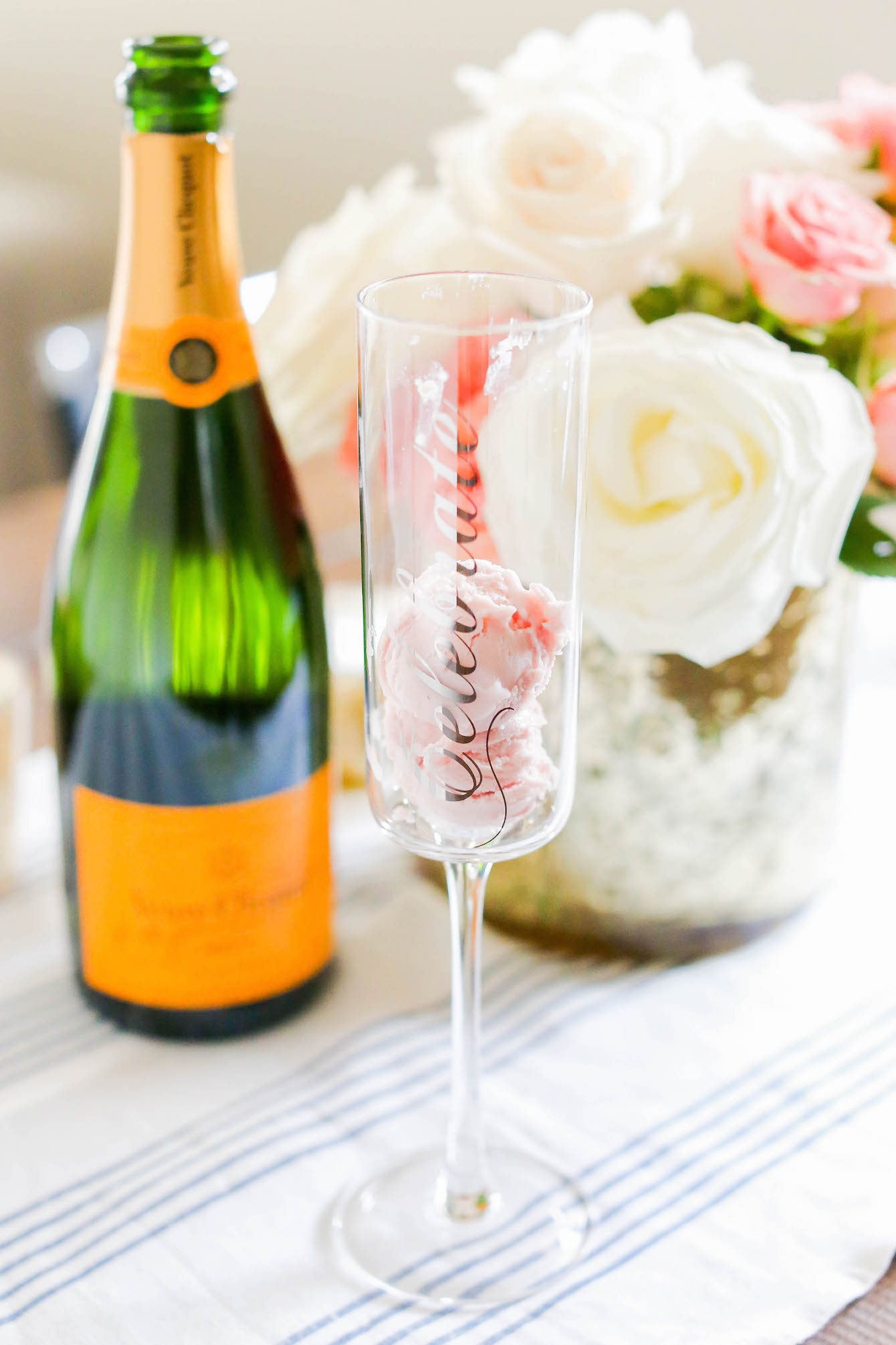 champagne-float-charmingly-styled-13-of-22